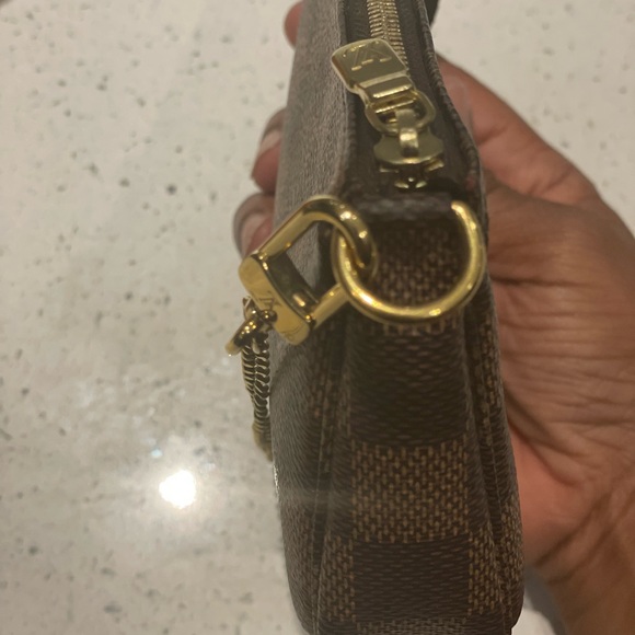 Mini pochette in Damier Ebene - Picture 4 of 9